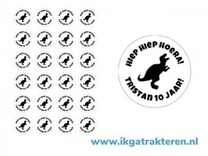 Dino Stoer Traktatie Stickers met Tekst 24 op vel
