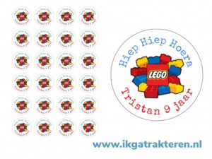 Lego Traktatie Stickers met Tekst 24 op vel