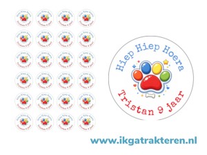 Hondenhelden traktatie stickers met tekst 24 op vel