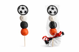 Voetbal Spekspies rood wit – zelfmaak traktatie (per stuk)